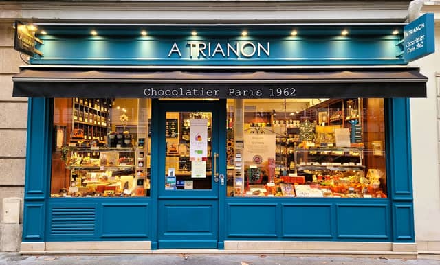 A TRIANON - Image 1