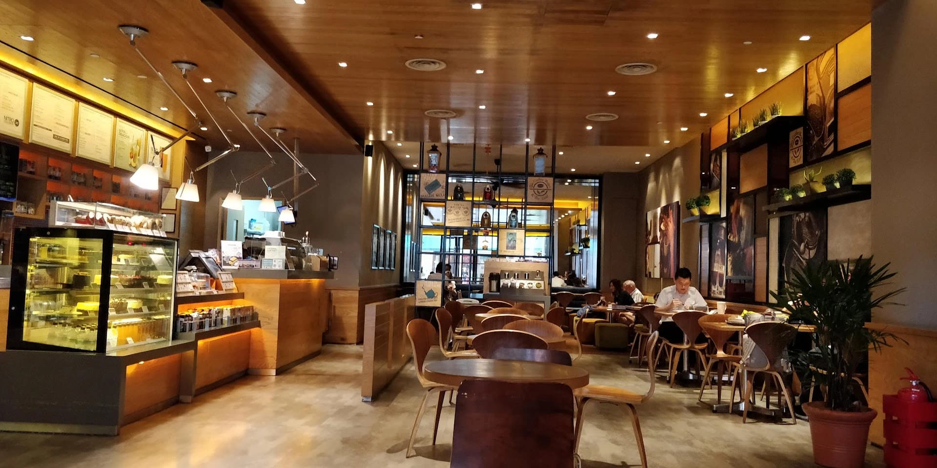 The Coffee Bean & Tea Leaf