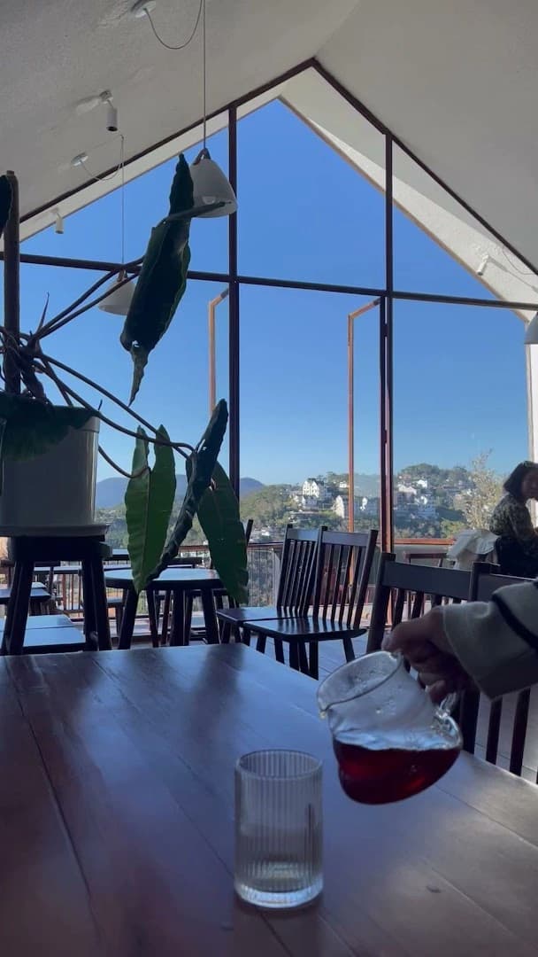 Tiệm cafe phía tây mặt trời - specialty coffee Da Lat