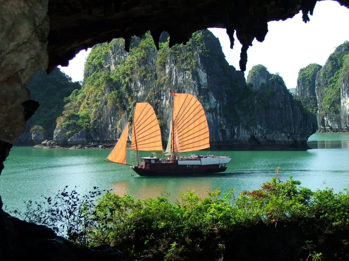 Ha Long, Vietnam