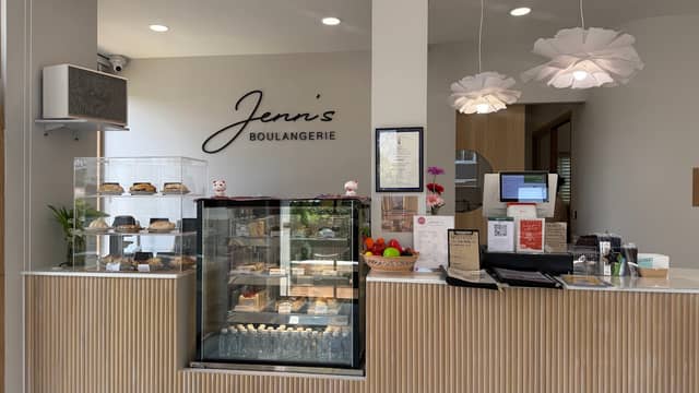 Jenn's Cafe Lampang - Image 1