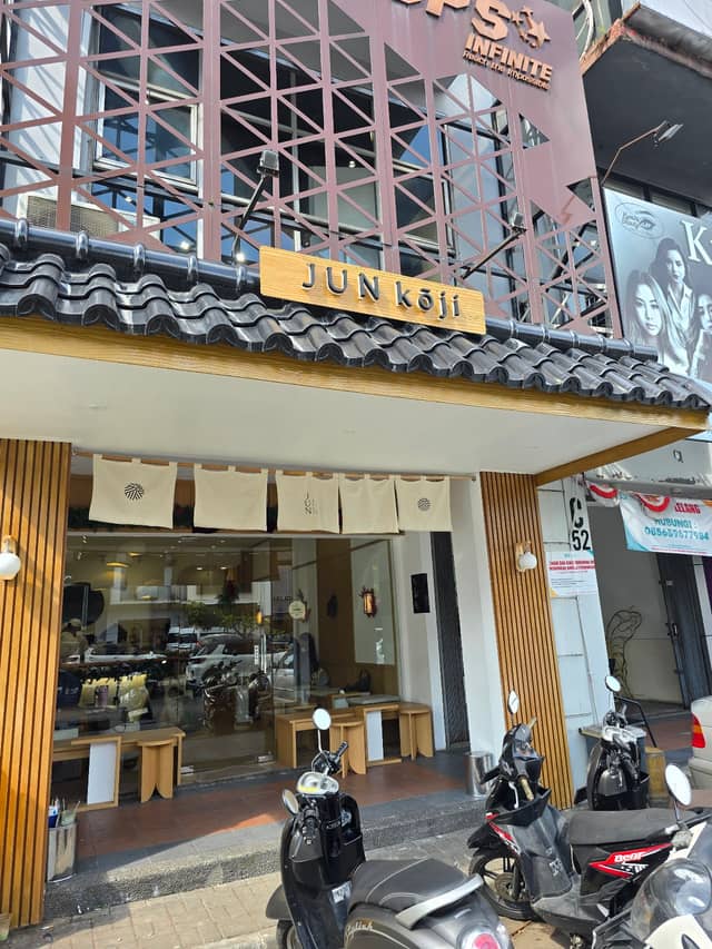 Jun Koji - Image 1