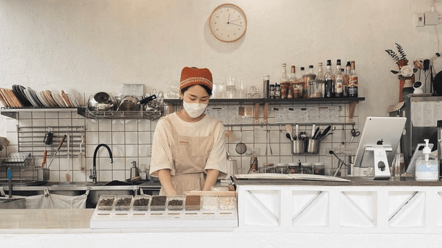 Khom Chocolate House - Image 1