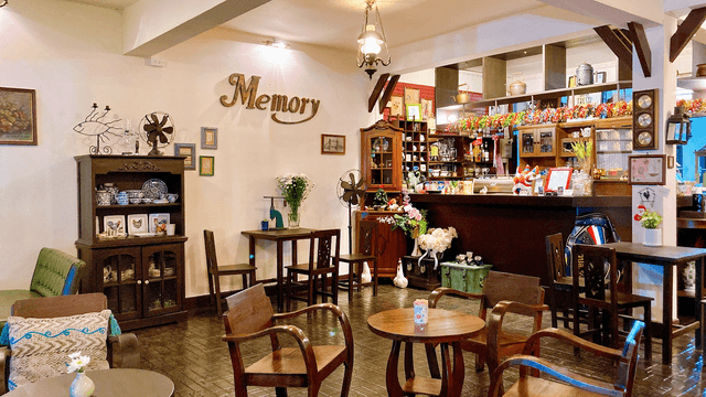 Memory Cafe & Guesthouse - Image 1