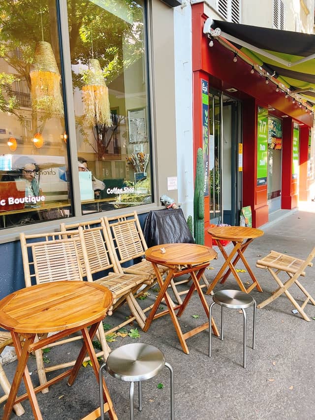 Othman café & Holistic boutique - Image 1