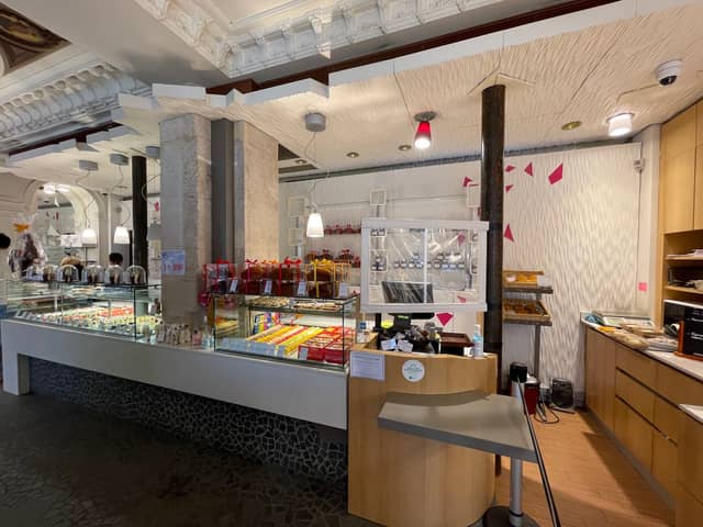 Pâtisserie de l’Église par Frédéric Comyn - Image 1