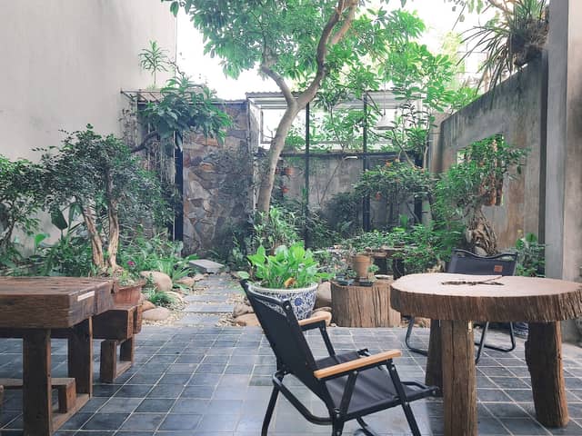 Rêu Coffee & Stay - Image 1